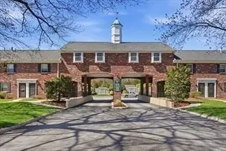 1711 Windsor #1711, Framingham, MA 01701 - #1