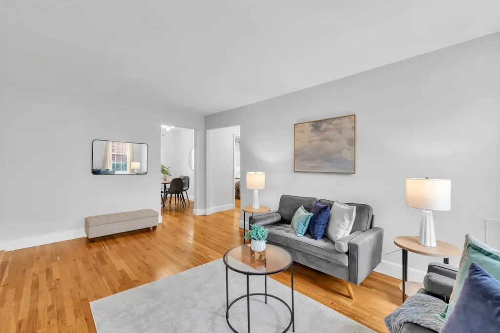 21 Englewood Ave #2, Brookline, MA 02445 - #1