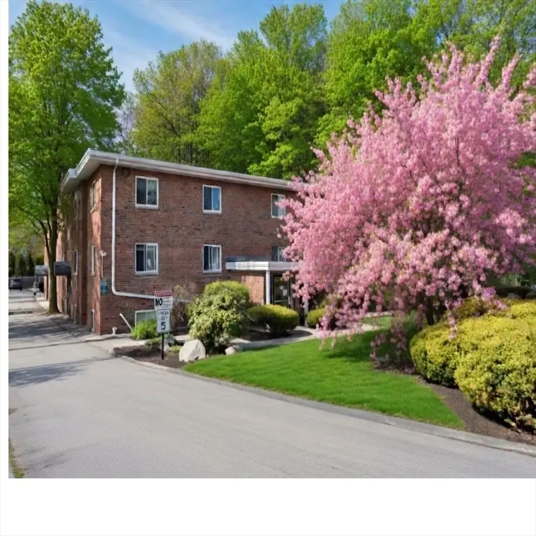 211 West St #6B, Quincy, MA 02169 - #1