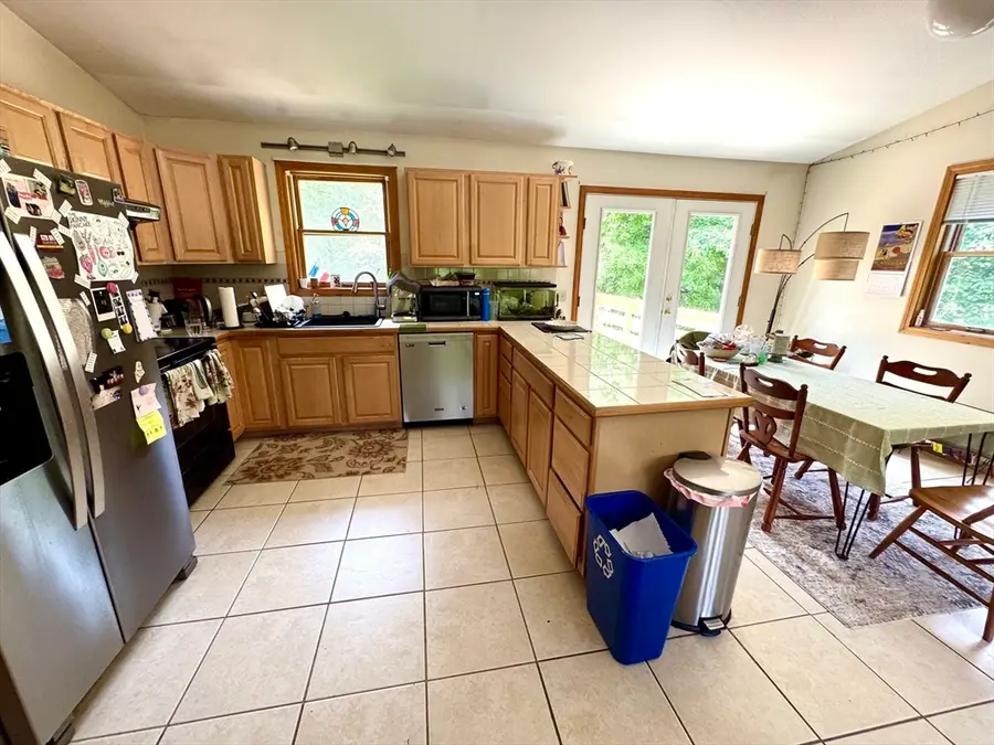 539 Pulpit Hill Rd, Amherst, MA 01002 - #3