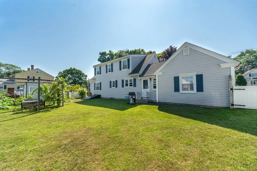 117 River St, Hudson, MA 01749 - #1