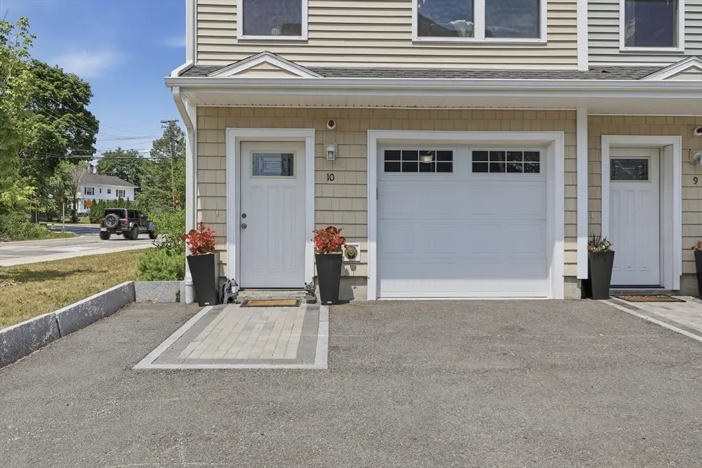 1563 Andover St #10, Tewksbury, MA 01876 - #1