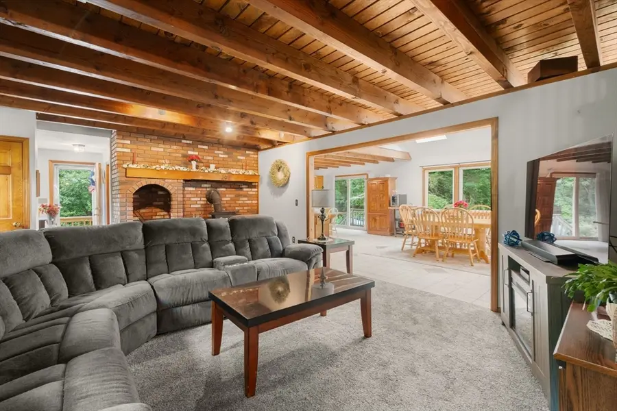 40 Clear Pond Rd, Lakeville, MA 02347 - #3