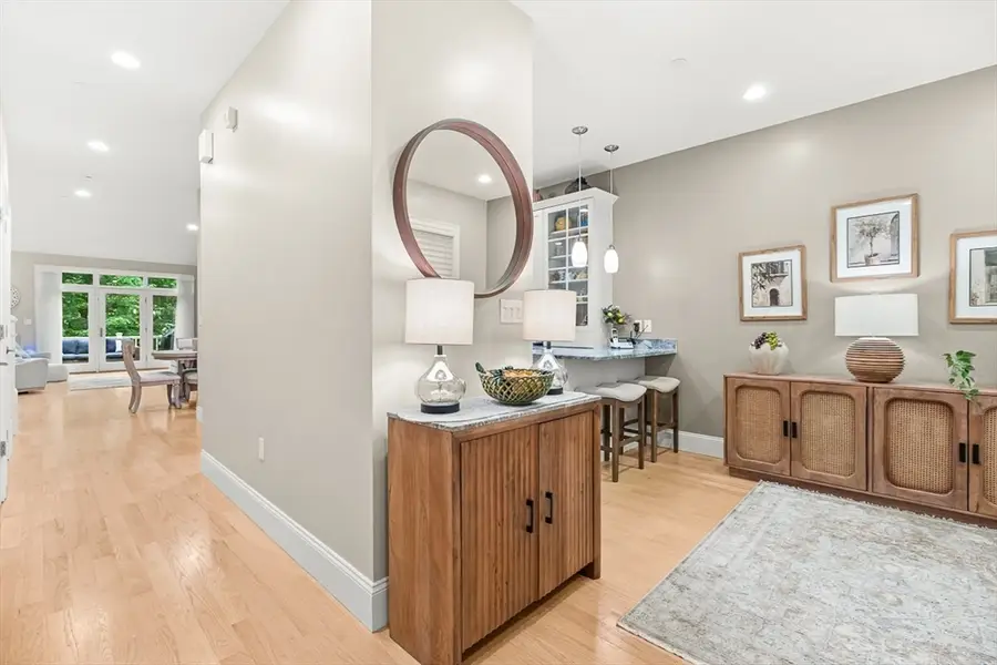 18 Graystone Circle #18, Winchester, MA 01890 - #3