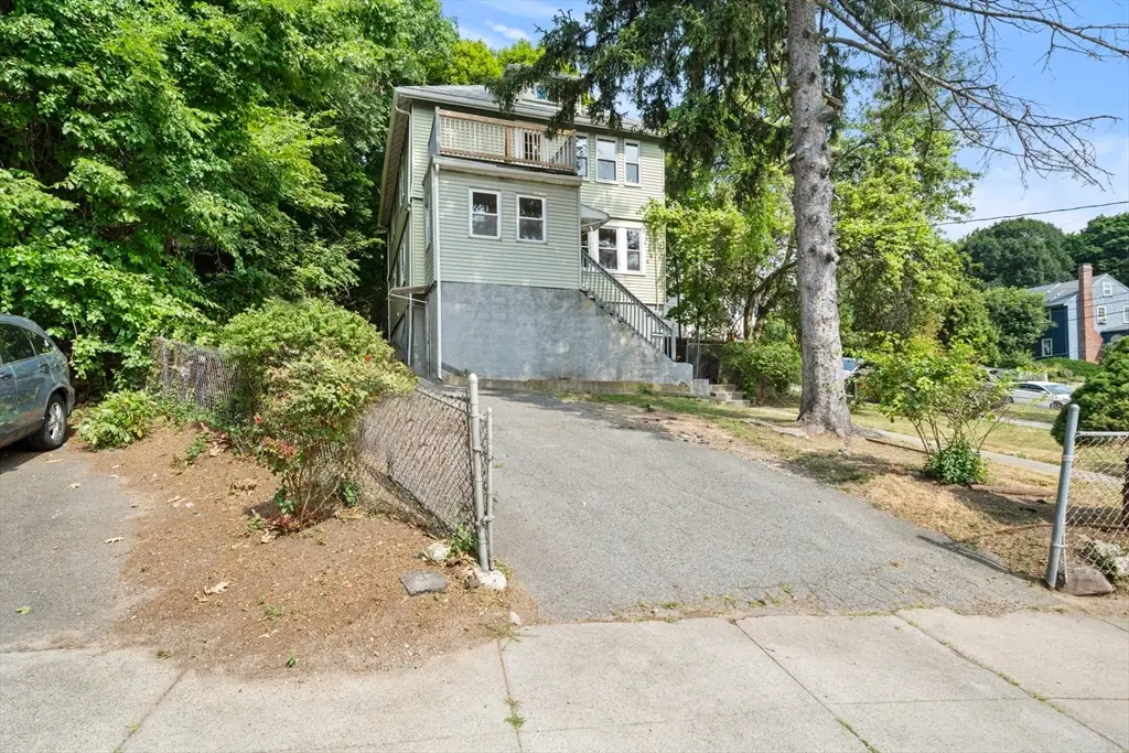 391 Poplar St, Boston, MA 02131 - #1
