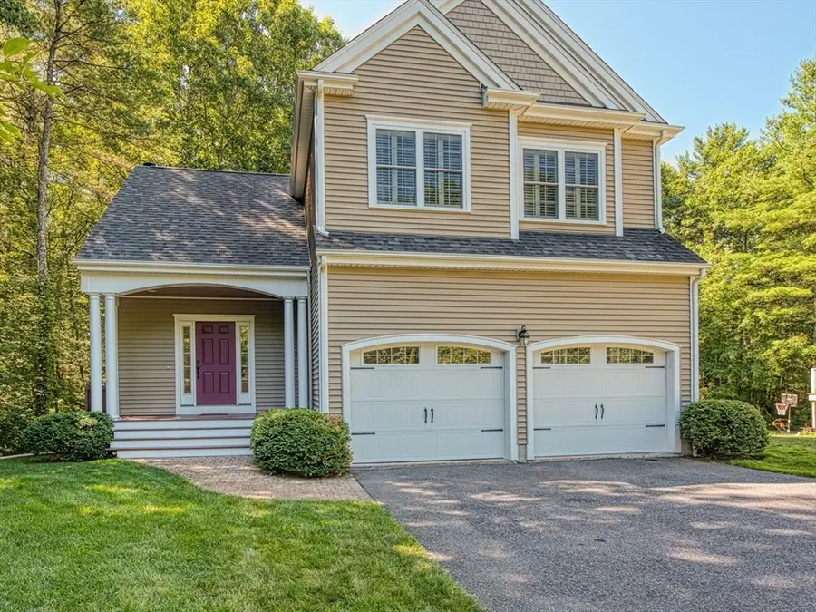 107 Field St, Taunton, MA 02780 - #2