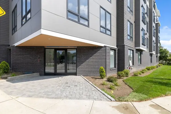 66 Mcgrath Highway #301, Quincy, MA 02169