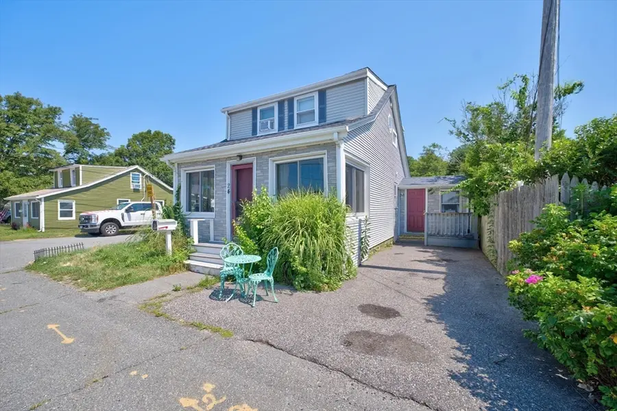 24 Ripley St, Somerset, MA 02725 - #2