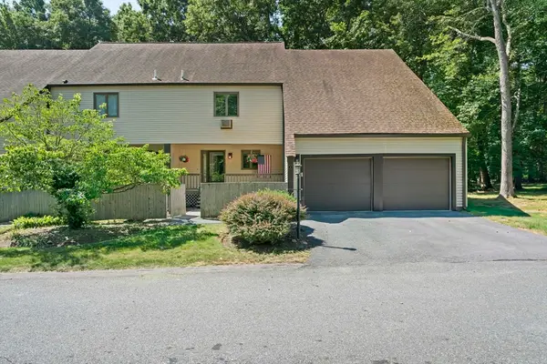 8 Bancroft Cmn #8, Franklin, MA 02038