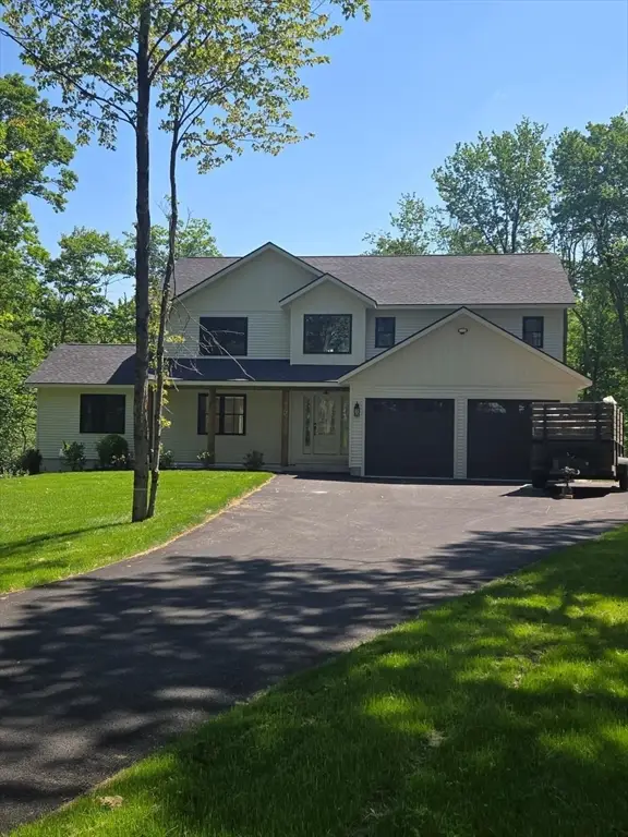 160 Willard Rd, Ashburnham, MA 01430 - #1