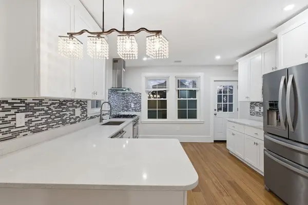 318 Concorde Ave #2, Cambridge, MA 02138