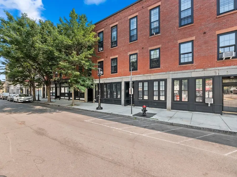 157-165 Winnisimmet St #3C, Chelsea, MA 02150 - #2