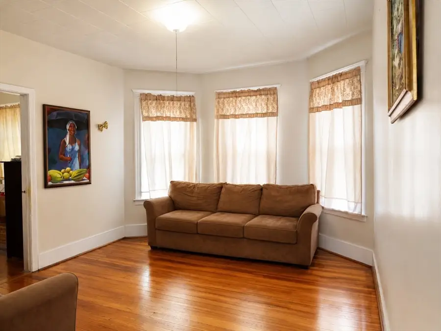 56 Marlborough St, Chelsea, MA 02150 - #3
