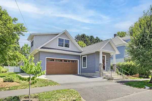 29 Woodbine Ave, Northampton, MA 01060