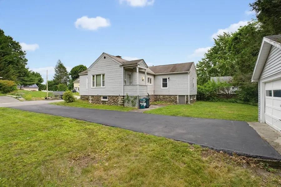 17 Reynolds St, Worcester, MA 01606 - #3