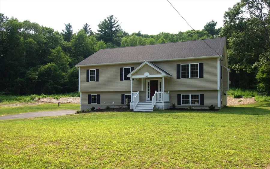 95 A.f. Putnam, Charlton, MA 01507 - #2