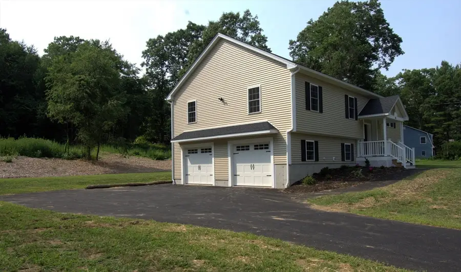 95 A.f. Putnam, Charlton, MA 01507 - #3