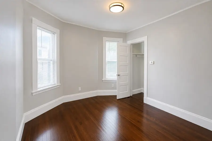 22 Rowell St, Boston, MA 02125 - #3