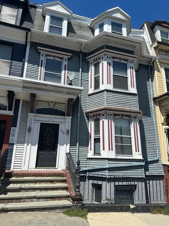 570 E Broadway, Boston, MA 02127 - #1