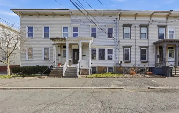 13 Green Ave, Westfield, MA 01085