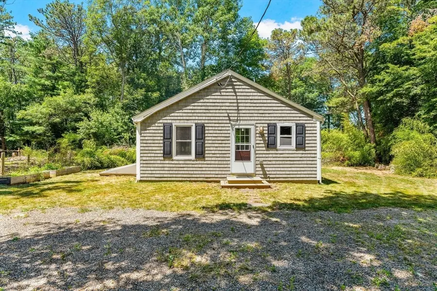153 Dunns Pond Rd, Hyannis, MA 02601 - #2