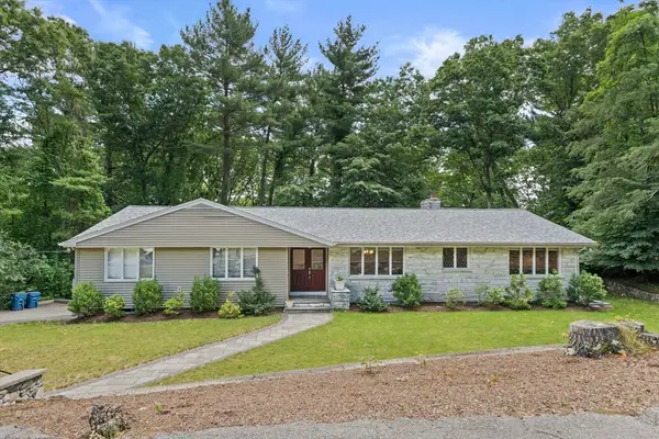 41 Algonquin Rd, Canton, MA 02021