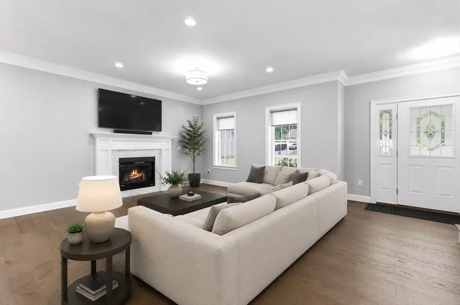 103 Mceachron Dr, Stoughton, MA 02072 - #2