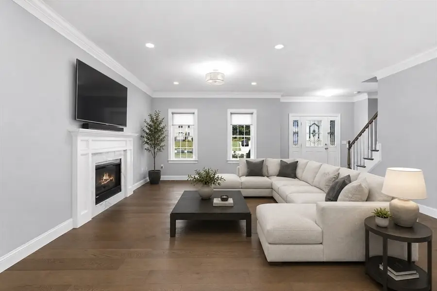 103 Mceachron Dr, Stoughton, MA 02072 - #3
