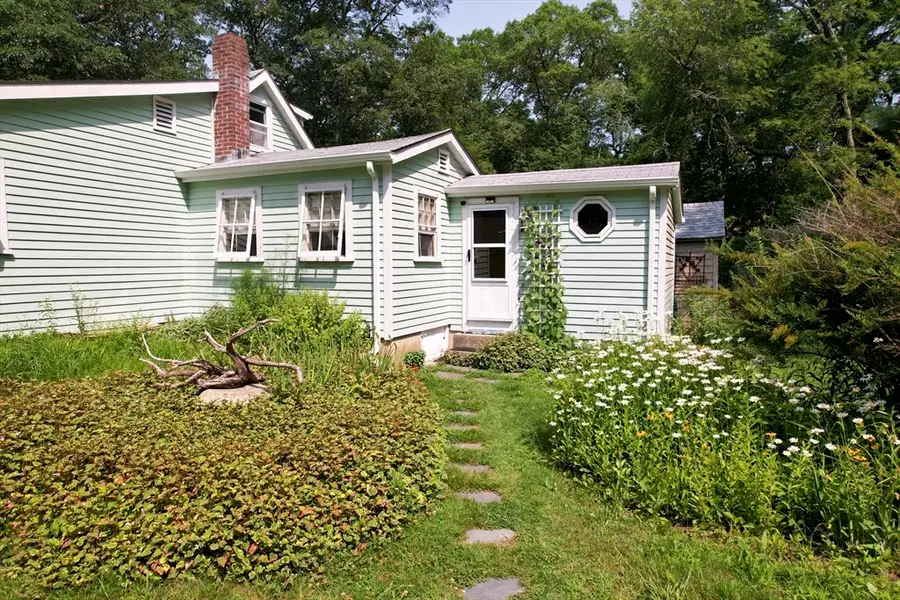 103 Rock Odundee Rd, Dartmouth, MA 02748 - #3