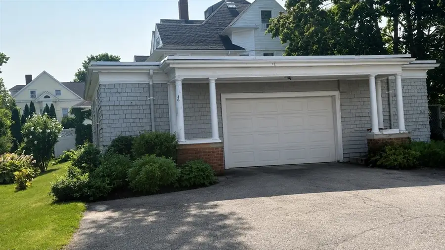 707 Highland Ave, Fall River, MA 02720 - #3