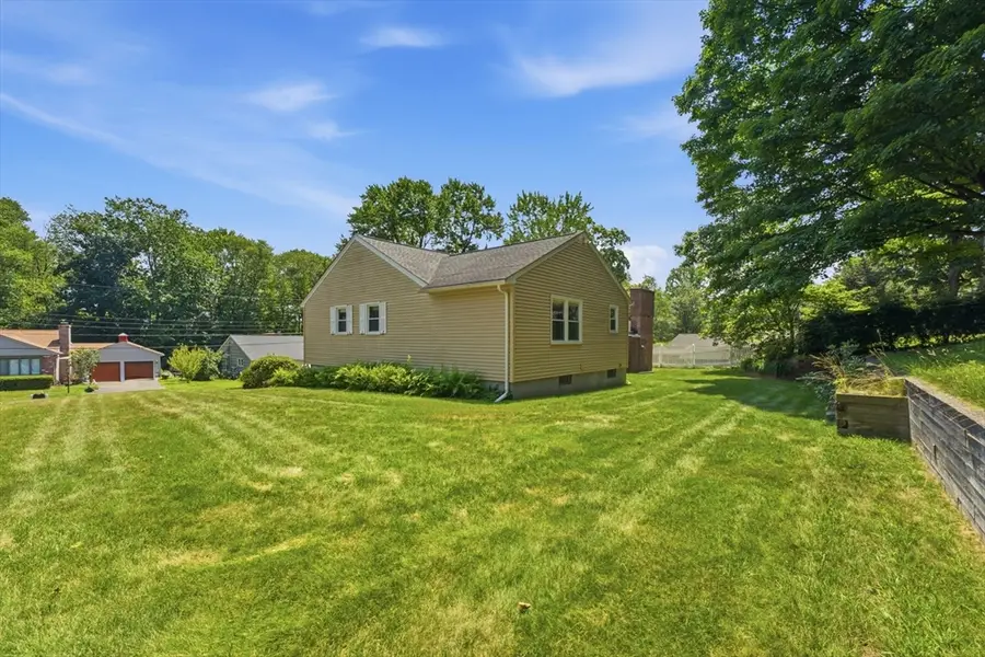 23 Old Orchard Road, West Springfield, MA 01089 - #3