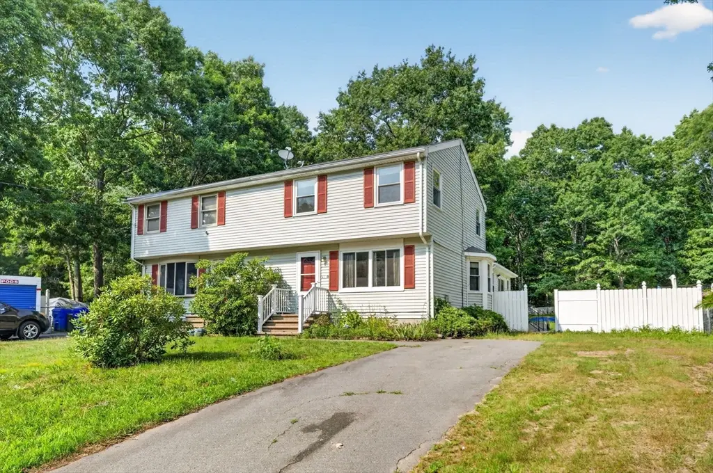 17 Pine Knoll Ln #B, Taunton, MA 02780 - #1