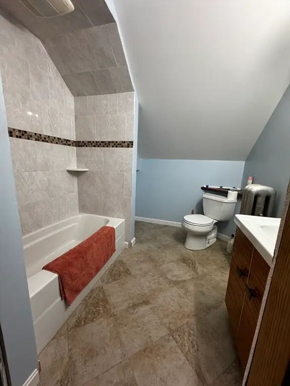 21 Dryden St, Worcester, MA 01605 - #3