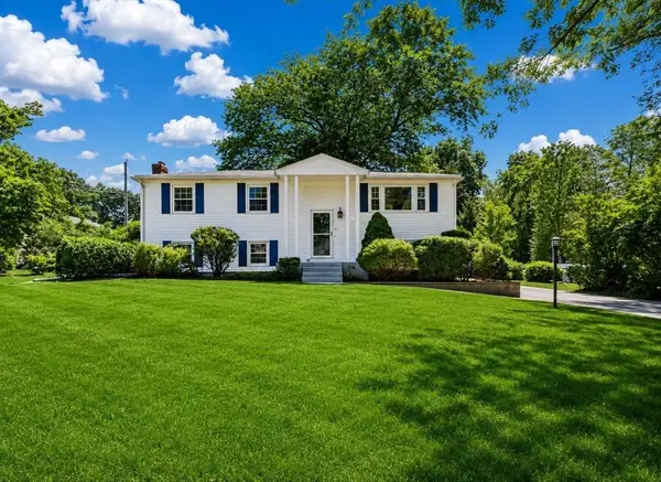 5 Shepard Rd, Franklin, MA 02038