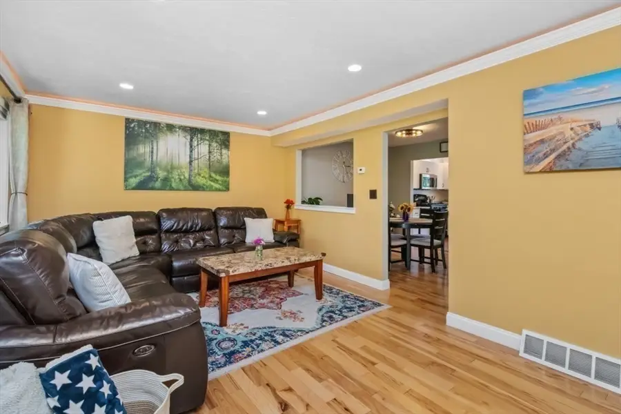19 Old Diamond #19, Walpole, MA 02081 - #3