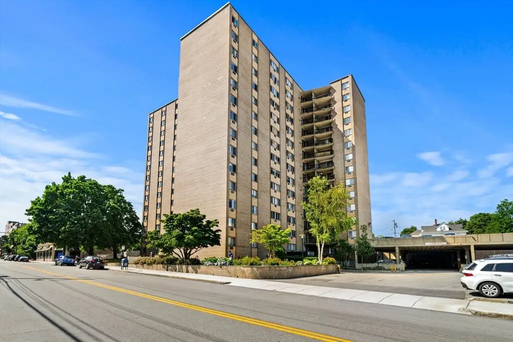 1025 Hancock St #4A, Quincy, MA 02169 - #1