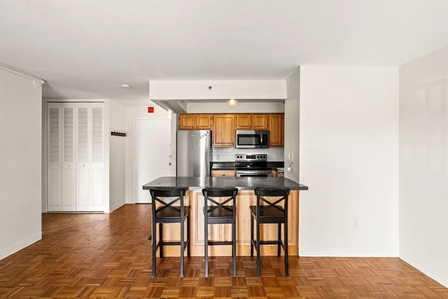 1025 Hancock St #4A, Quincy, MA 02169 - #3