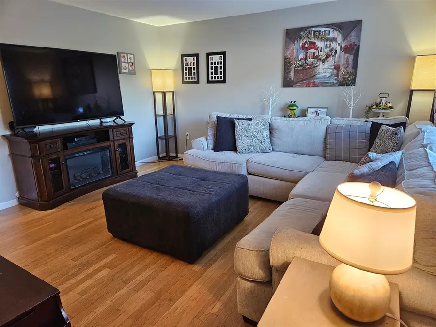 154 Bear Hill Rd #904, Cumberland, RI 02864 - #2