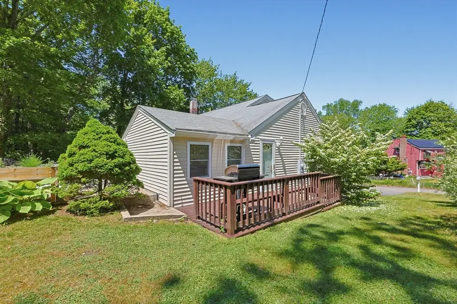34 Sarah St, Randolph, MA 02368 - #2