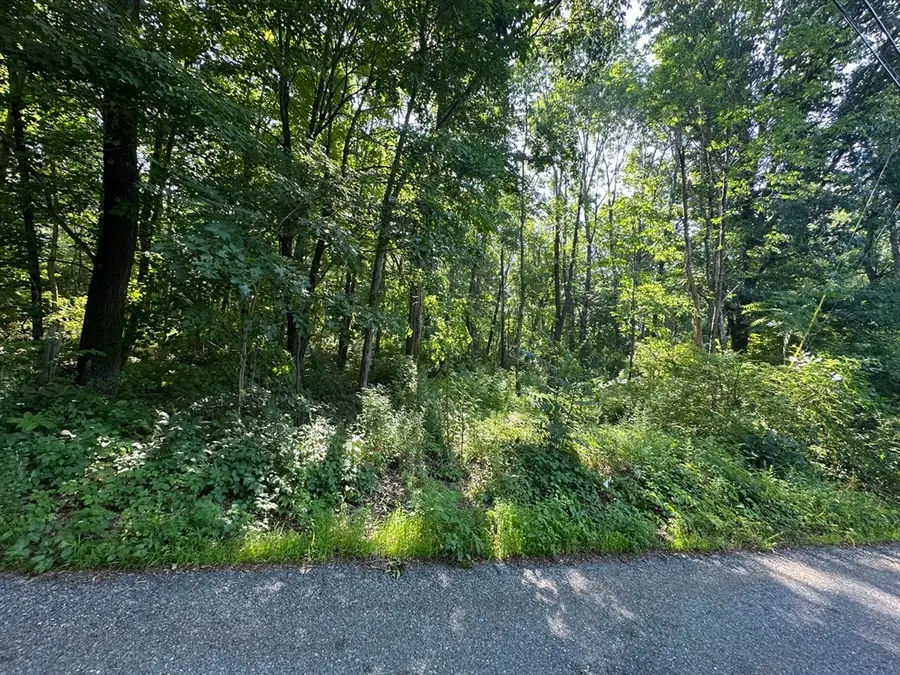 24 Hudson Rd, Oxford, MA 01540 - #3