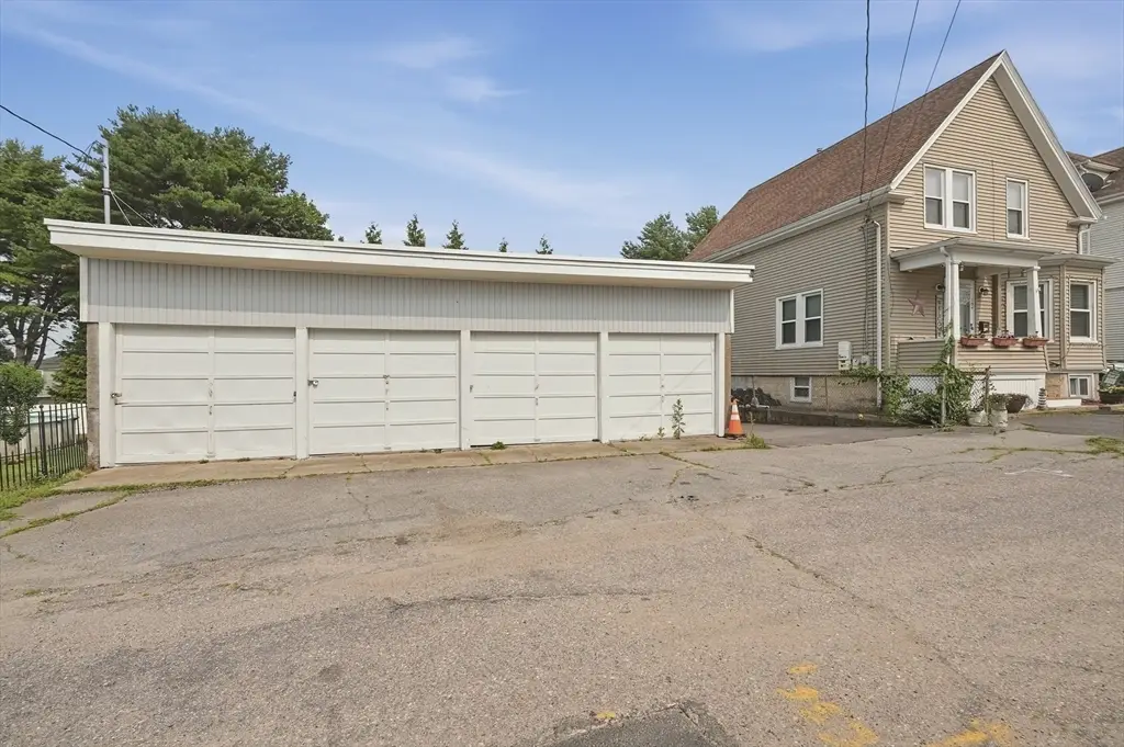 104 Stephen Street, Dartmouth, MA 02748 - #1