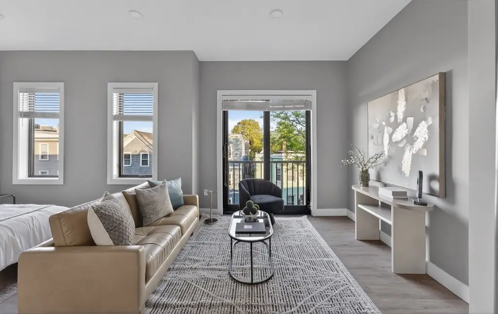 656 Saratoga #201, Boston, MA 02128 - #1