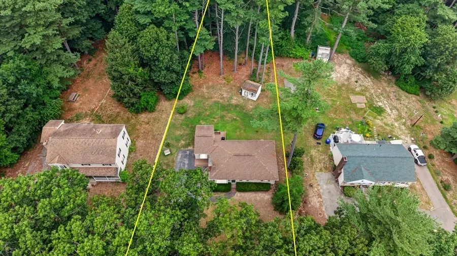 19 Pinehill St, Taunton, MA 02780 - #3