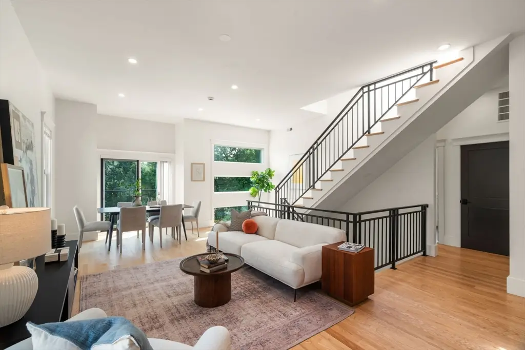 57-59 Highland Rd #59, Brookline, MA 02445 - #1
