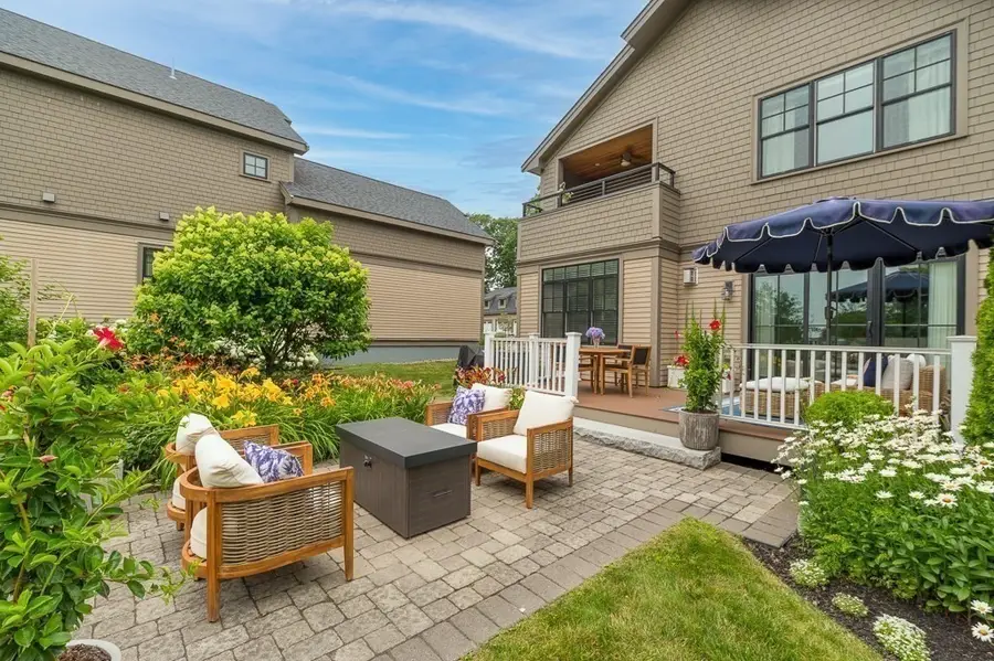 10 Magnolia Avenue #2, Gloucester, MA 01930 - #3
