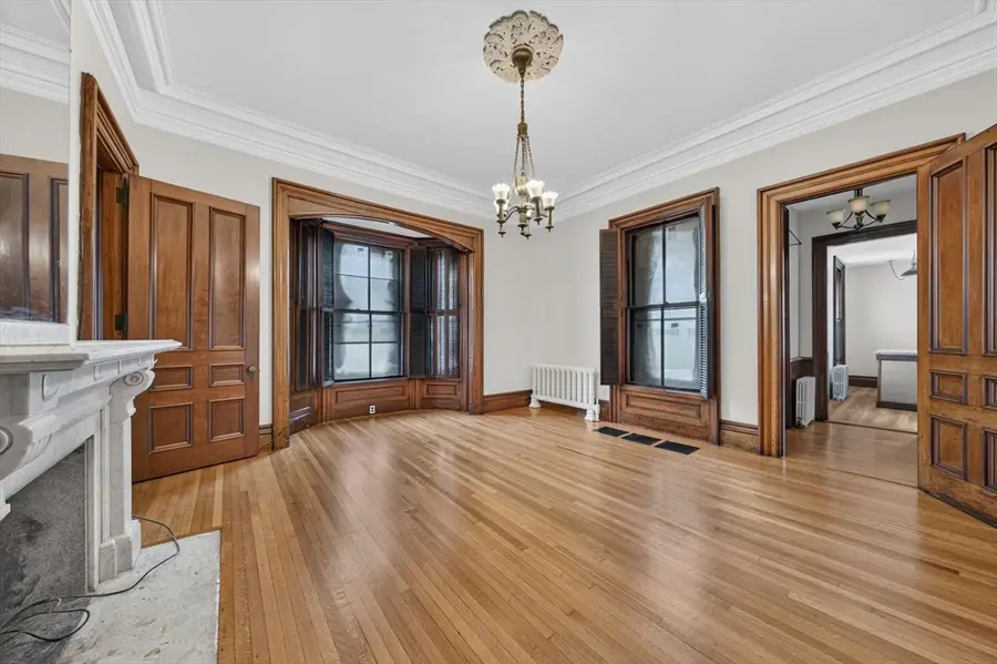 533 Locust St #4, Fall River, MA 02720 - #3