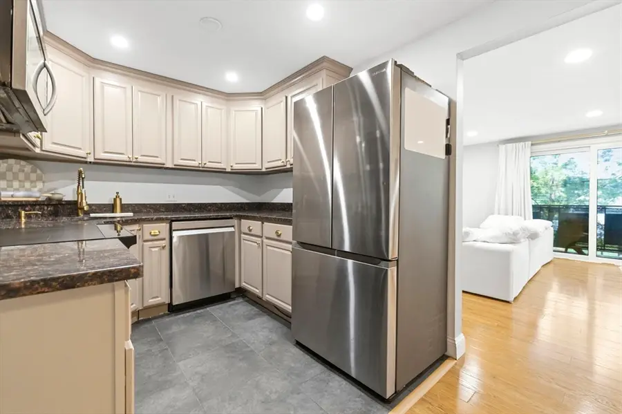 206 Rock St #M7, Norwood, MA 02062 - #2