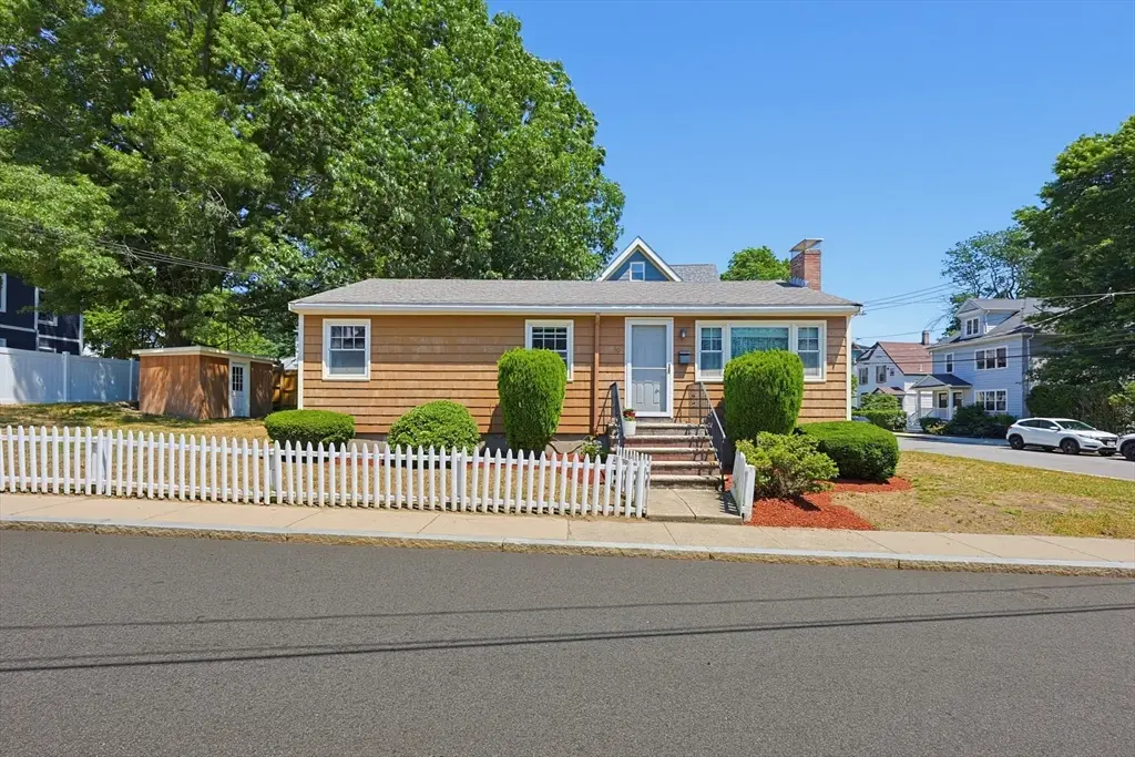 10 Meyer St, Boston, MA 02131 - #1