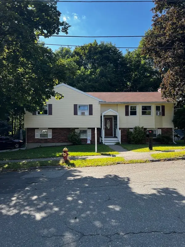 2 Yale St, Peabody, MA 01960