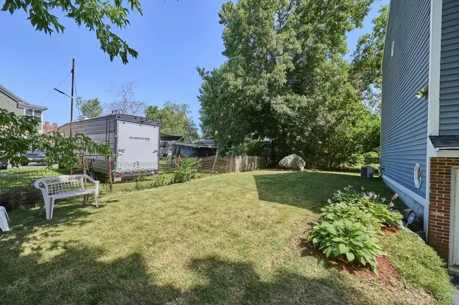 86 White St #C, Lowell, MA 01854 - #3